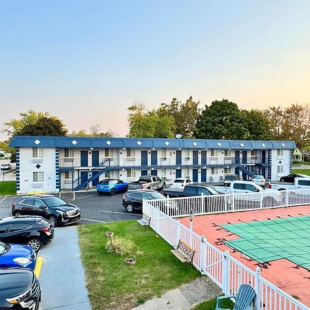 Rodeway Inn เซนต์โจเซฟ ภายนอก รูปภาพ